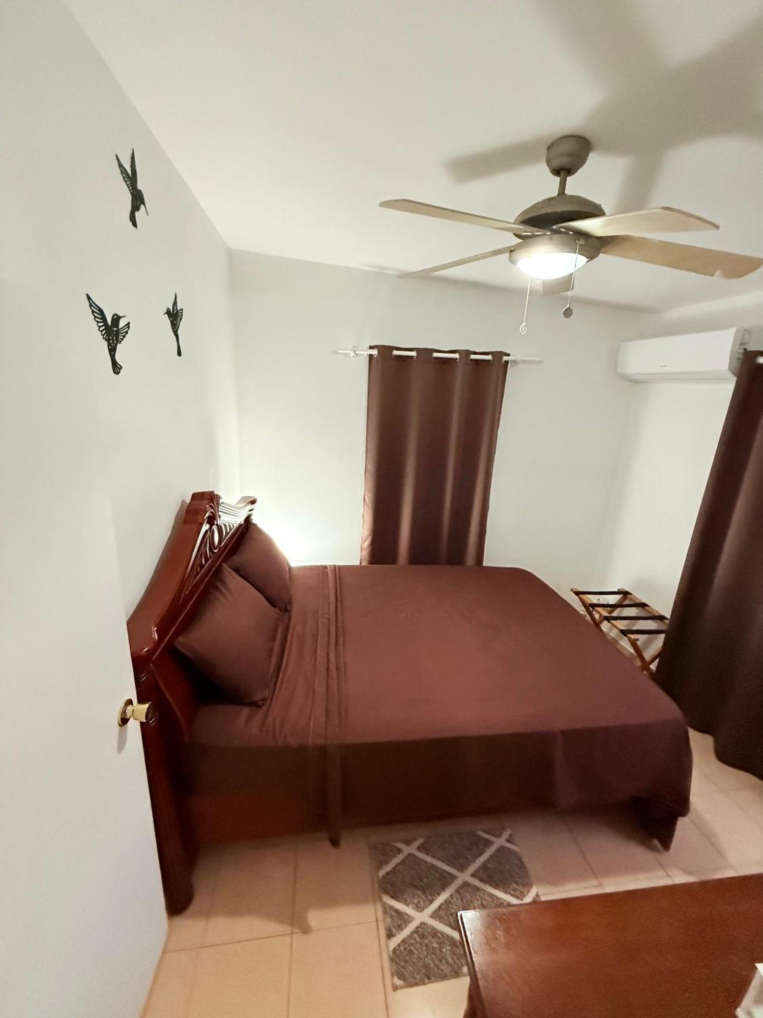 Hill Top Cottage La Savane Bagian luar foto