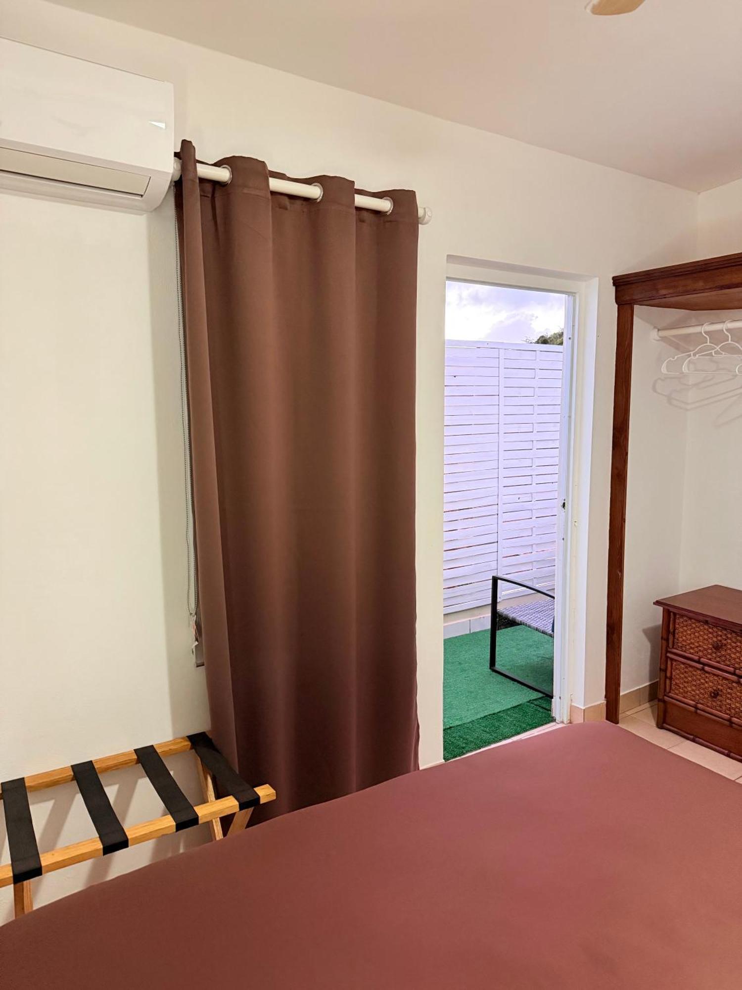 Hill Top Cottage La Savane Bagian luar foto